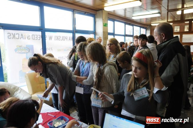 Zdjęcie w galerii na portalu naszraciborz.pl: Uczestniczka Mam Talent na Speed Stacks w Raciborzu. Zobacz jej umiejętności na wideo wiadomości z regionu