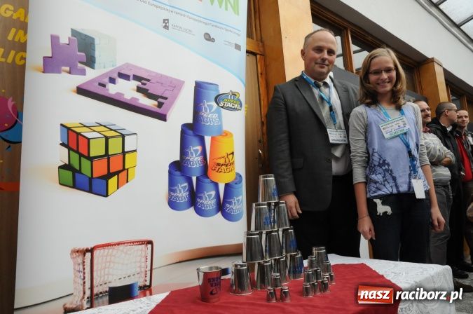 Zdjęcie w galerii na portalu naszraciborz.pl: Uczestniczka Mam Talent na Speed Stacks w Raciborzu. Zobacz jej umiejętności na wideo wiadomości z regionu