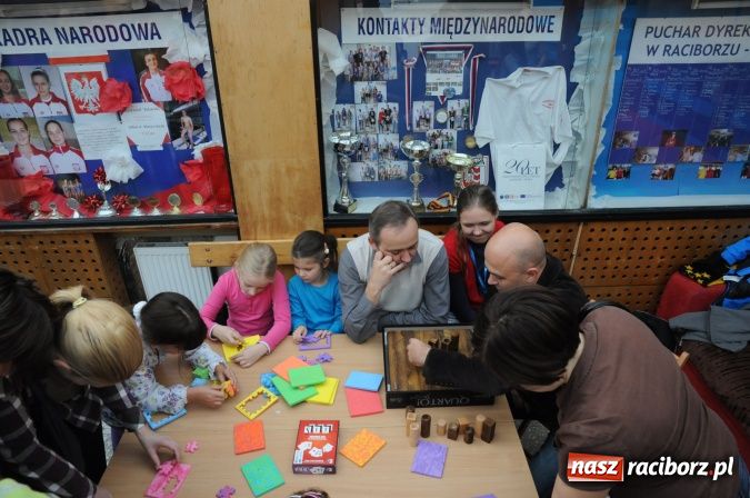 Zdjęcie w galerii na portalu naszraciborz.pl: Uczestniczka Mam Talent na Speed Stacks w Raciborzu. Zobacz jej umiejętności na wideo wiadomości z regionu