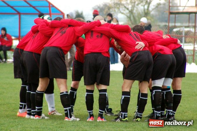 Zdjęcie w galerii na portalu naszraciborz.pl: Borucin lepszy w hicie A klasy wiadomości z regionu