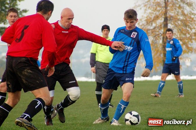 Zdjęcie w galerii na portalu naszraciborz.pl: Borucin lepszy w hicie A klasy wiadomości z regionu