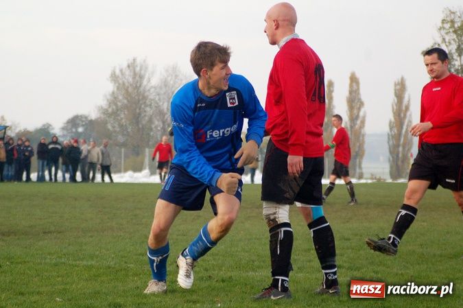Zdjęcie w galerii na portalu naszraciborz.pl: Borucin lepszy w hicie A klasy wiadomości z regionu