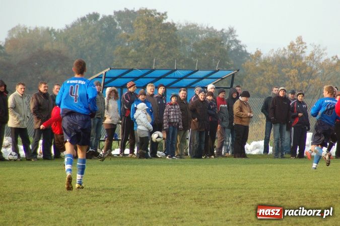 Zdjęcie w galerii na portalu naszraciborz.pl: Borucin lepszy w hicie A klasy wiadomości z regionu