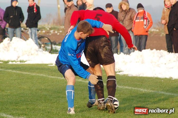Zdjęcie w galerii na portalu naszraciborz.pl: Borucin lepszy w hicie A klasy wiadomości z regionu