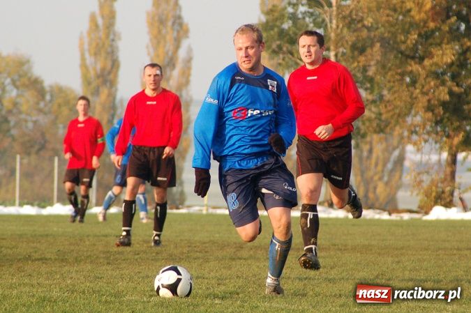 Zdjęcie w galerii na portalu naszraciborz.pl: Borucin lepszy w hicie A klasy wiadomości z regionu