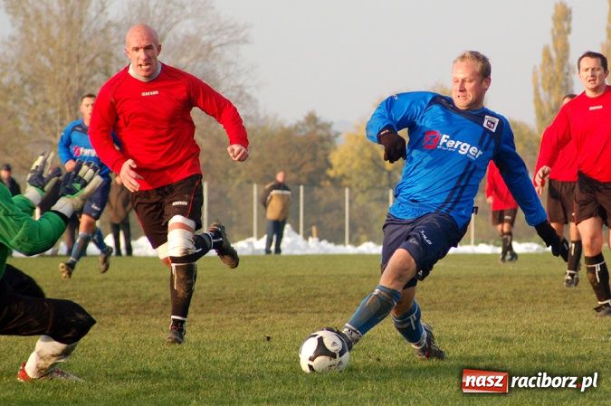 Zdjęcie w galerii na portalu naszraciborz.pl: Borucin lepszy w hicie A klasy wiadomości z regionu