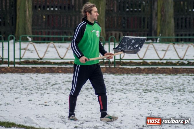 Zdjęcie w galerii na portalu naszraciborz.pl: Derby Raciborza z perypetiami wiadomości z regionu