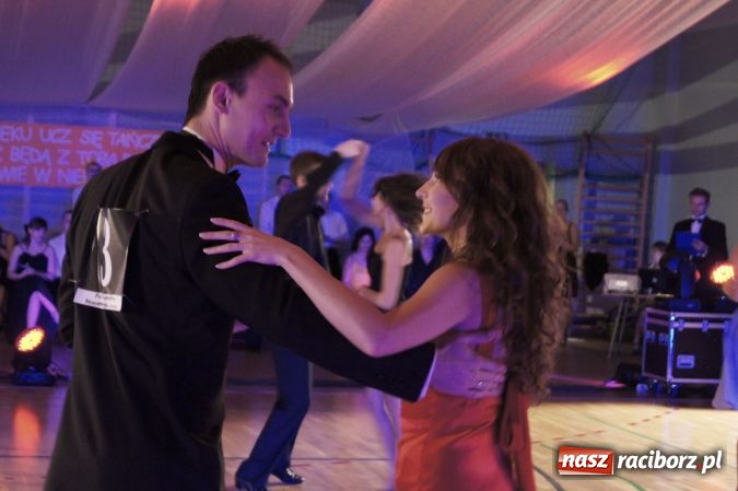 Zdjęcie w galerii na portalu naszraciborz.pl: Międzynarodowy Turniej Tańca w Arenie Rafako - zapraszamy do obejrzenia wideo wiadomości z regionu