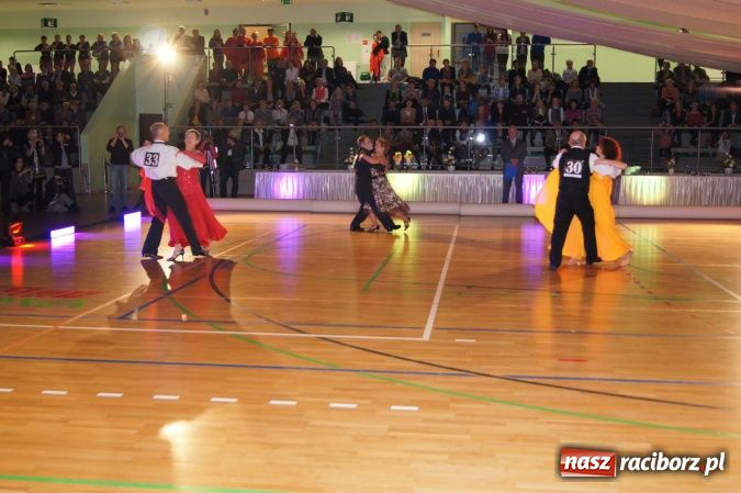 Zdjęcie w galerii na portalu naszraciborz.pl: Międzynarodowy Turniej Tańca w Arenie Rafako - zapraszamy do obejrzenia wideo wiadomości z regionu