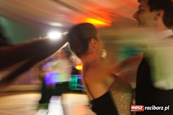 Zdjęcie w galerii na portalu naszraciborz.pl: Międzynarodowy Turniej Tańca w Arenie Rafako - zapraszamy do obejrzenia wideo wiadomości z regionu