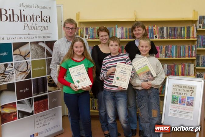 Zdjęcie w galerii na portalu naszraciborz.pl: Tomek Wilmowski łączy pokolenia wiadomości z regionu