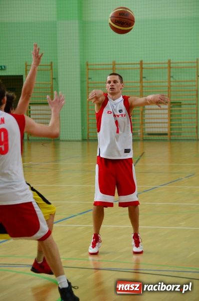 Zdjęcie w galerii na portalu naszraciborz.pl: Brooklyn pnie się w tabeli wiadomości z regionu