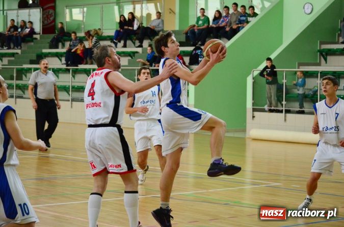 Zdjęcie w galerii na portalu naszraciborz.pl: Brooklyn pnie się w tabeli wiadomości z regionu