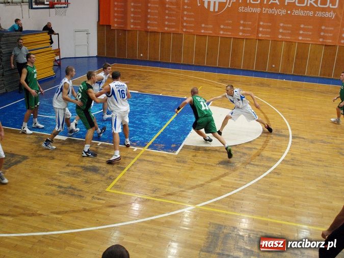 Zdjęcie w galerii na portalu naszraciborz.pl:  Dwa oblicza koszykarzy RKK-AZS Racibórz wiadomości z regionu