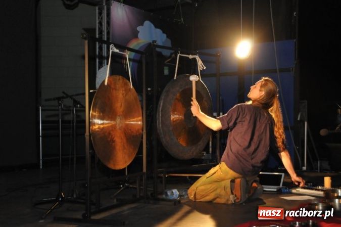 Zdjęcie w galerii na portalu naszraciborz.pl: Kąpiel w dźwięku  wiadomości z regionu