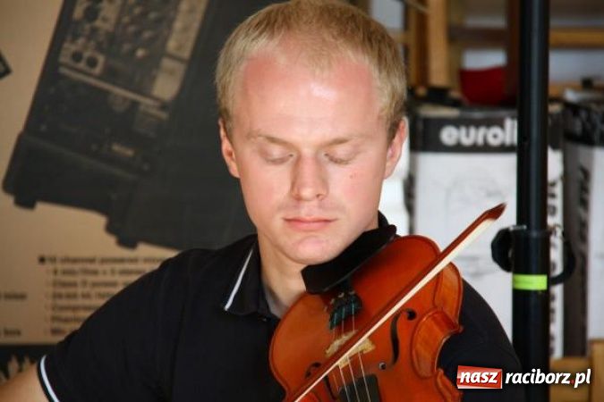 Zdjęcie w galerii na portalu naszraciborz.pl: Koncert andrzejkowy wiadomości z regionu