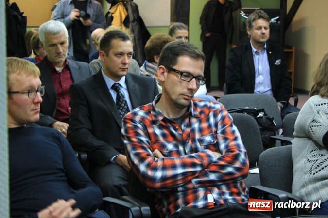 Zdjęcie w galerii na portalu naszraciborz.pl: Racibórz nie tętni życiem wiadomości z regionu