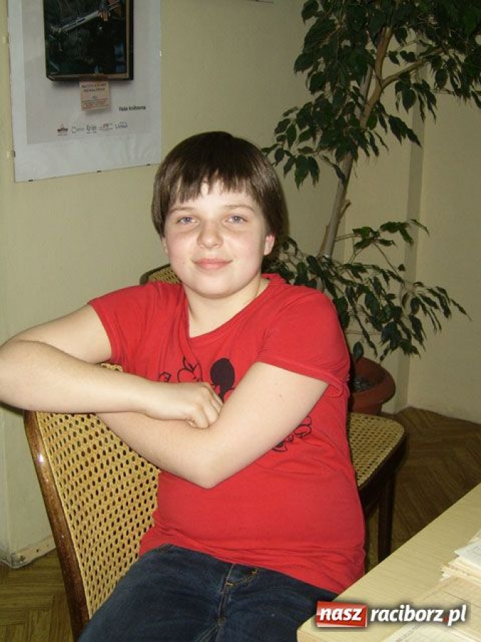 Zdjęcie w galerii na portalu naszraciborz.pl: Noc wśród Indian w bibliotece wiadomości z regionu