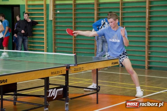 Zdjęcie w galerii na portalu naszraciborz.pl: ZSOMS najlepszy w tenisie stołowym wiadomości z regionu