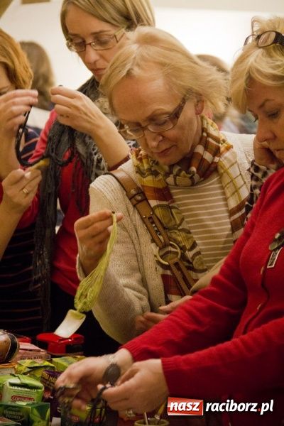 Zdjęcie w galerii na portalu naszraciborz.pl: IX Wiatraki rozhulały zamek wiadomości z regionu