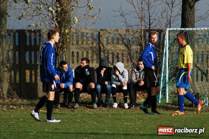 Zdjęcie w galerii na portalu naszraciborz.pl: Płomień nie spalił Owsiszcz wiadomości z regionu