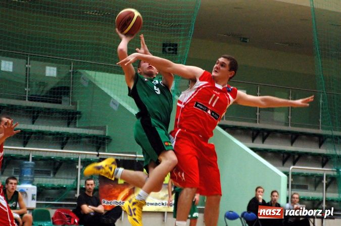 Zdjęcie w galerii na portalu naszraciborz.pl: W derbach regionu lepszy Rybnik wiadomości z regionu