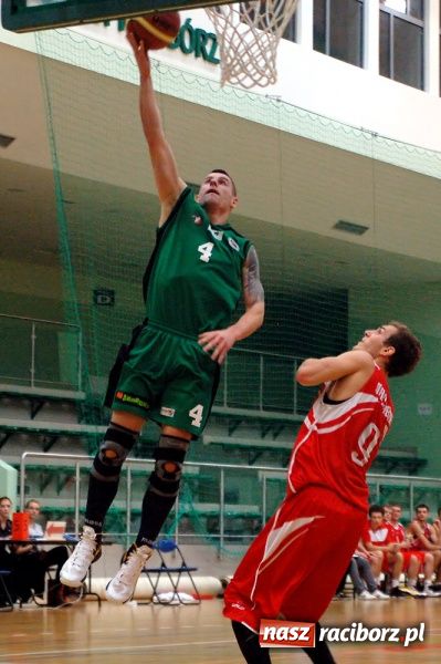 Zdjęcie w galerii na portalu naszraciborz.pl: W derbach regionu lepszy Rybnik wiadomości z regionu