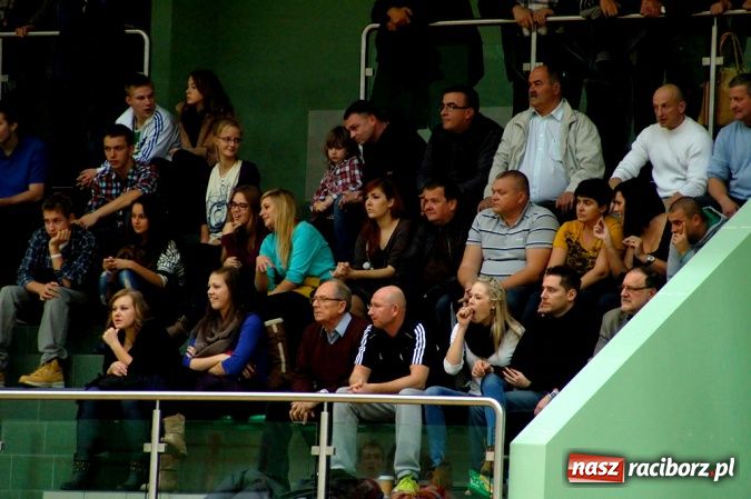 Zdjęcie w galerii na portalu naszraciborz.pl: W derbach regionu lepszy Rybnik wiadomości z regionu