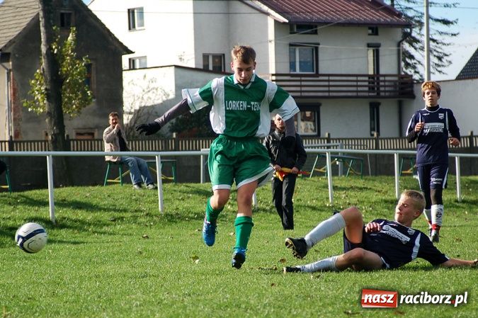 Zdjęcie w galerii na portalu naszraciborz.pl: Dąb Gaszowice rozbił Unię wiadomości z regionu