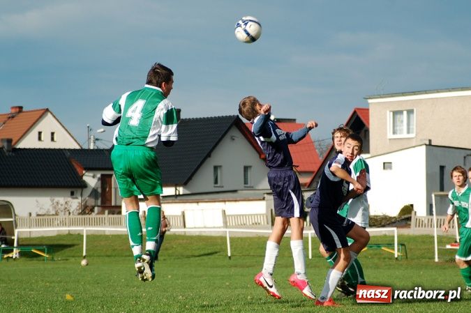 Zdjęcie w galerii na portalu naszraciborz.pl: Dąb Gaszowice rozbił Unię wiadomości z regionu