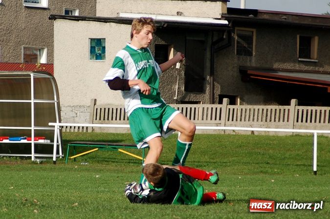 Zdjęcie w galerii na portalu naszraciborz.pl: Dąb Gaszowice rozbił Unię wiadomości z regionu