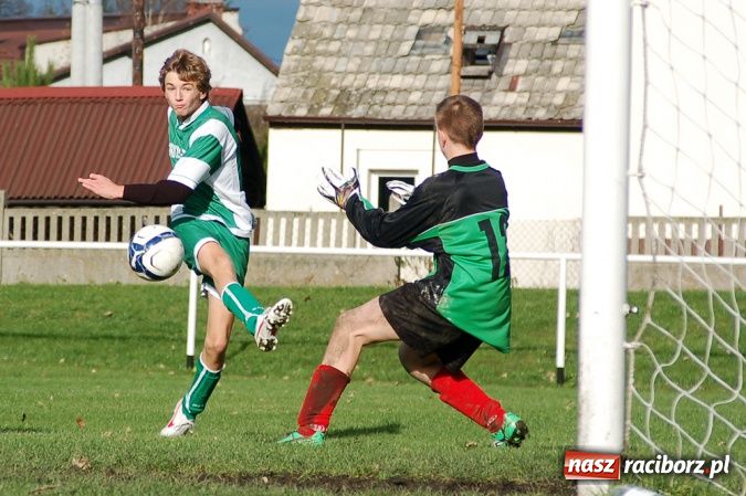 Zdjęcie w galerii na portalu naszraciborz.pl: Dąb Gaszowice rozbił Unię wiadomości z regionu