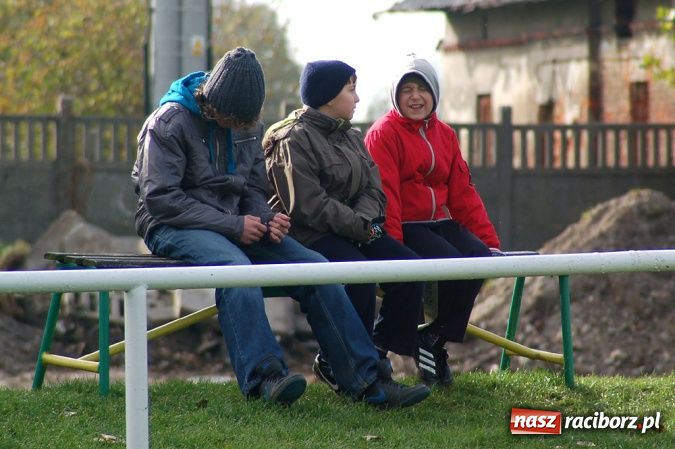 Zdjęcie w galerii na portalu naszraciborz.pl: Dąb Gaszowice rozbił Unię wiadomości z regionu