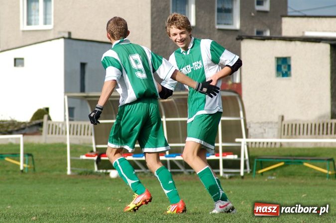 Zdjęcie w galerii na portalu naszraciborz.pl: Dąb Gaszowice rozbił Unię wiadomości z regionu