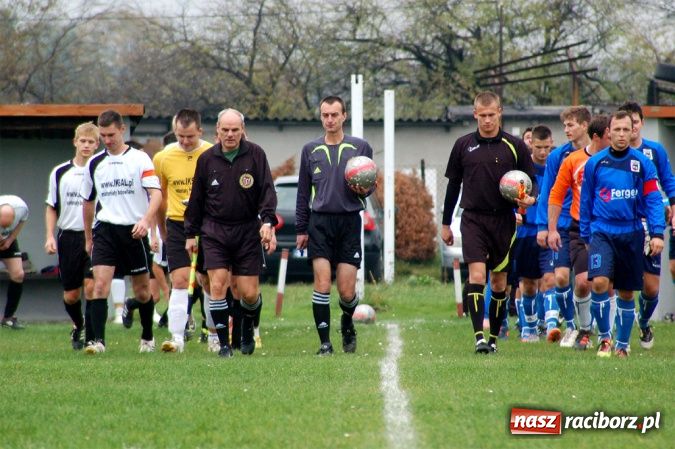 Zdjęcie w galerii na portalu naszraciborz.pl: Naprzód Borucin mistrzem jesieni wiadomości z regionu