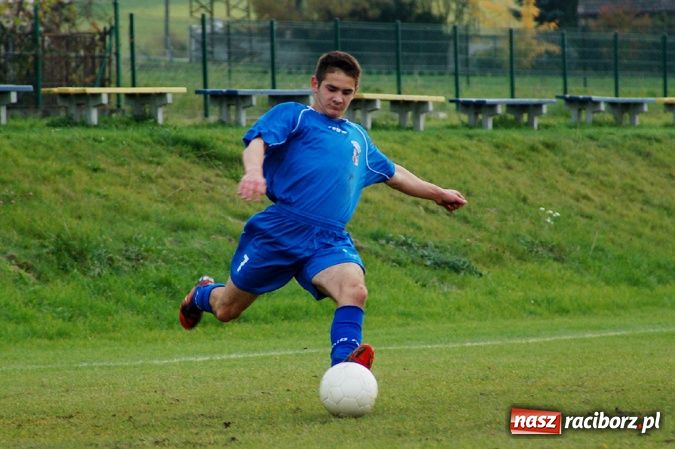 Zdjęcie w galerii na portalu naszraciborz.pl: Franiczek zapewnił trzy punkty Brzeziu wiadomości z regionu