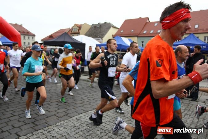Zdjęcie w galerii na portalu naszraciborz.pl: Nasi zawodnicy startowali w VI Wodzisławskim Półmaratonie wiadomości z regionu