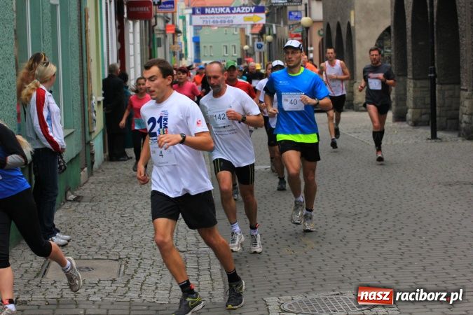 Zdjęcie w galerii na portalu naszraciborz.pl: Nasi zawodnicy startowali w VI Wodzisławskim Półmaratonie wiadomości z regionu