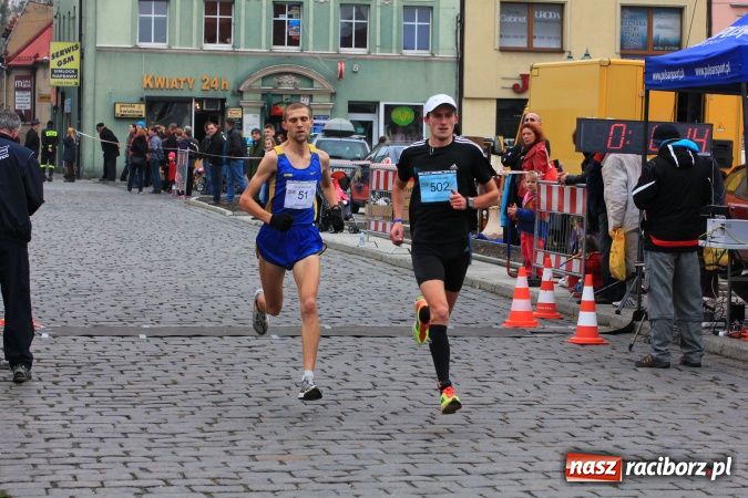 Zdjęcie w galerii na portalu naszraciborz.pl: Nasi zawodnicy startowali w VI Wodzisławskim Półmaratonie wiadomości z regionu