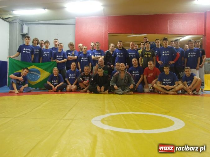 Zdjęcie w galerii na portalu naszraciborz.pl: Profilaktyka w klubie Łamator wiadomości z regionu