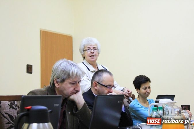 Zdjęcie w galerii na portalu naszraciborz.pl: Wiadomo, aniołków tu nie ma, ale... wiadomości z regionu