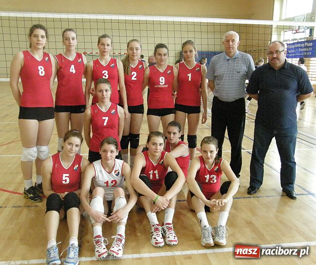 Zdjęcie w galerii na portalu naszraciborz.pl: Siatkarskich emocji w Rudniku ciąg dalszy wiadomości z regionu