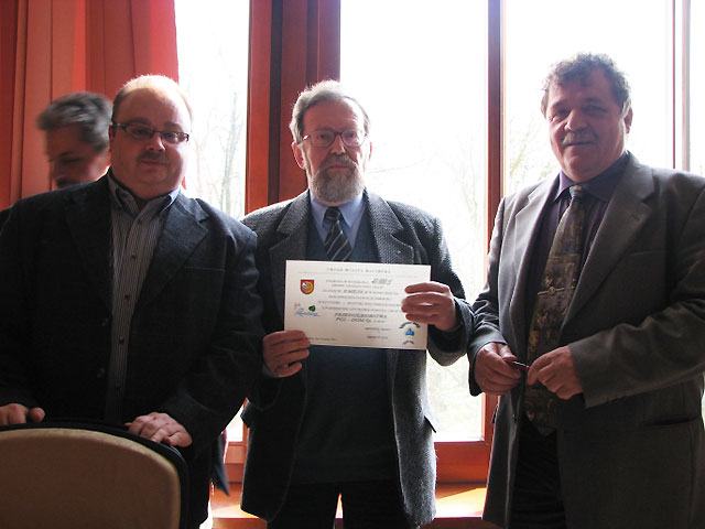 Zdjęcie w galerii na portalu naszraciborz.pl: Prezydent nagrodził elewacje wiadomości z regionu