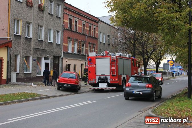 Zdjęcie w galerii na portalu naszraciborz.pl: Wodociągi zadymiły. Ludzie wezwali strażaków wiadomości z regionu