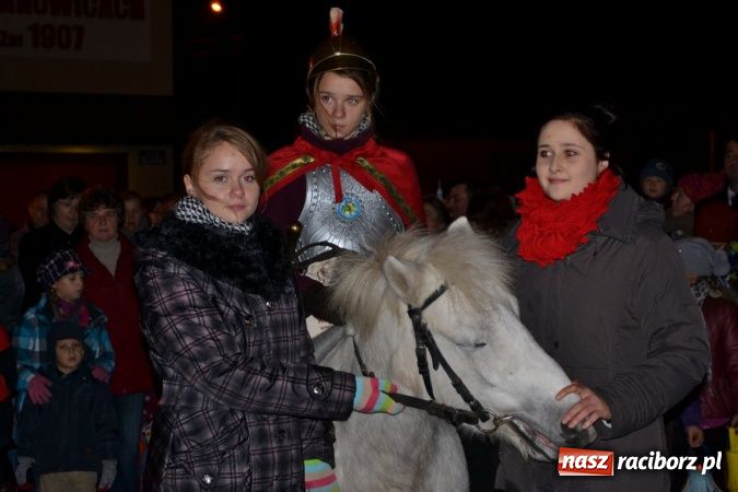 Zdjęcie w galerii na portalu naszraciborz.pl: Święty Marcin zawitał wczoraj do Krzyżanowic wiadomości z regionu