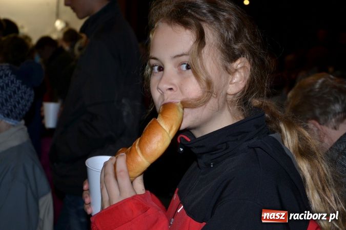 Zdjęcie w galerii na portalu naszraciborz.pl: Święty Marcin zawitał wczoraj do Krzyżanowic wiadomości z regionu