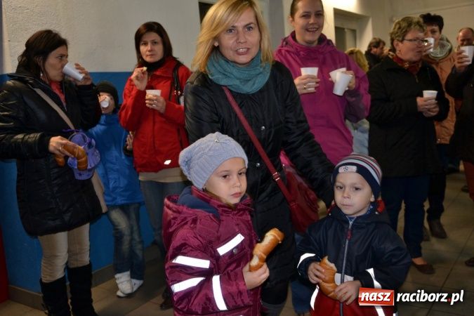 Zdjęcie w galerii na portalu naszraciborz.pl: Święty Marcin zawitał wczoraj do Krzyżanowic wiadomości z regionu