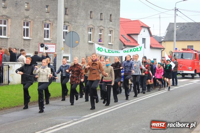 Zdjęcie w galerii na portalu naszraciborz.pl: Szkoła w Pietrowicach ma już 40 lat! wiadomości z regionu