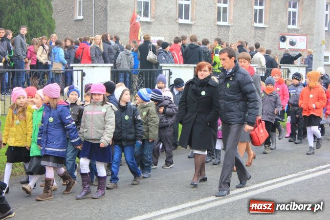 Zdjęcie w galerii na portalu naszraciborz.pl: Szkoła w Pietrowicach ma już 40 lat! wiadomości z regionu