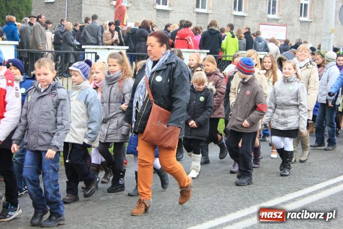 Zdjęcie w galerii na portalu naszraciborz.pl: Szkoła w Pietrowicach ma już 40 lat! wiadomości z regionu